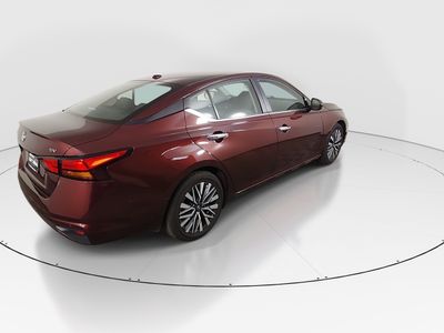 2024 Nissan Altima - Photo 7