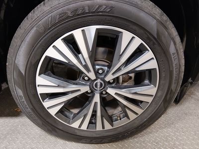 2023 Nissan Rogue - Photo 10