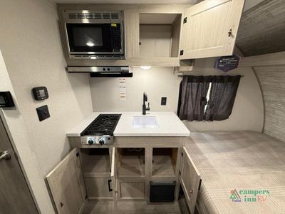 2026 Coachmen RV Catalina Summit Series 7 - Photo 17