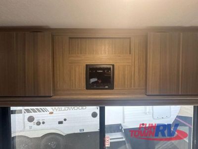2025 Forest River RV Wildwood Select - Photo 24