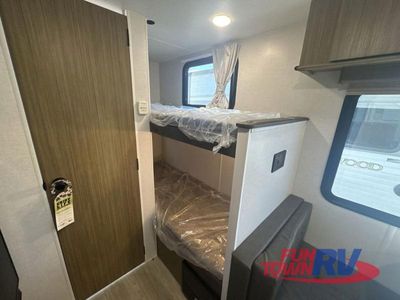 2025 Forest River RV Wildwood Select - Photo 30