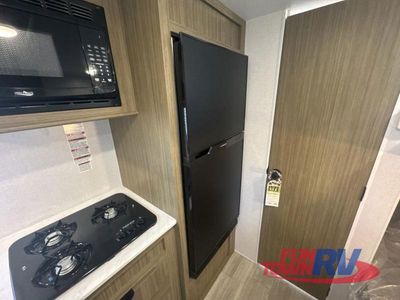 2025 Forest River RV Wildwood Select - Photo 21