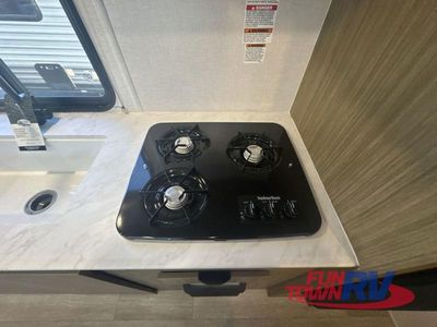 2025 Forest River RV Wildwood Select - Photo 19