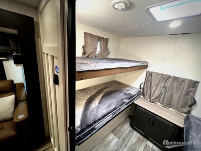 2026 Venture RV SportTrek Touring Edition - Photo 6