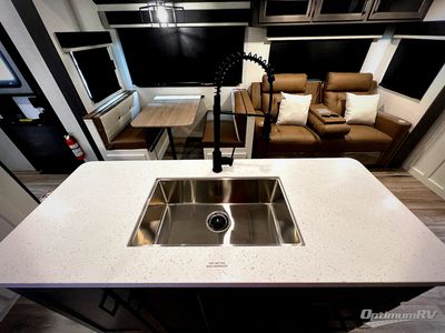 2026 Venture RV SportTrek Touring Edition - Photo 9