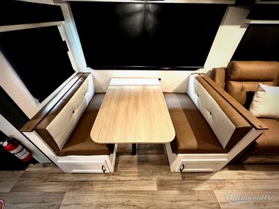2026 Venture RV SportTrek Touring Edition - Photo 11