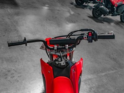 2026 Honda CRF110F - Photo 8