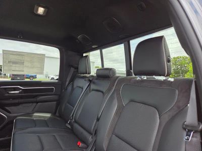 2026 Ram 1500 — photo 7 view