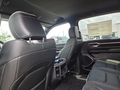 2026 Ram 1500 — photo 9 view
