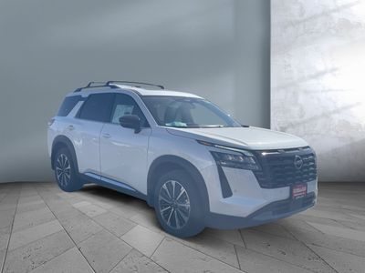 2026 Nissan Pathfinder - Photo 8