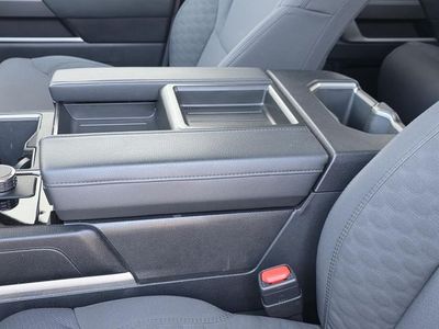 2023 Toyota Tundra - Photo 8