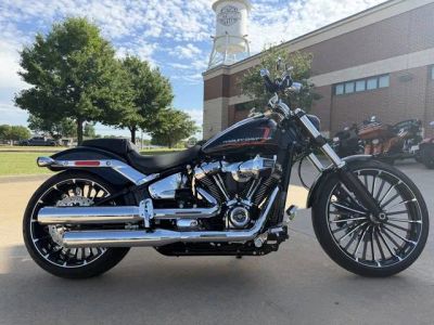 2024 Harley-Davidson® FXBR - Breakout® — front three-quarter view