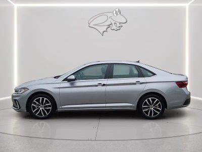 2025 Volkswagen Jetta — side profile view