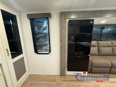 2026 Grand Design Transcend - Photo 15