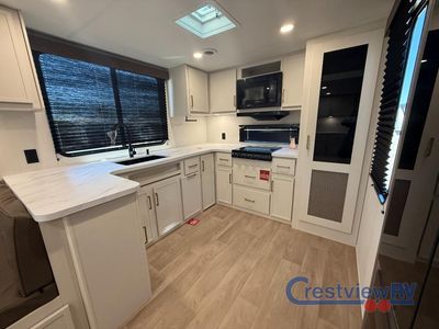2026 Grand Design Transcend - Photo 12