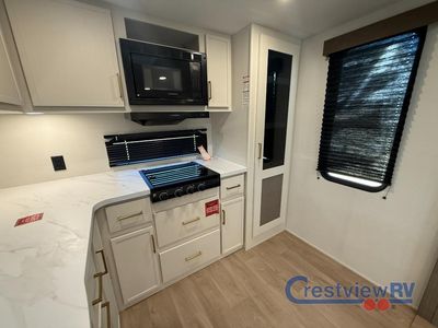 2026 Grand Design Transcend - Photo 14