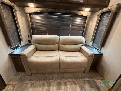 2018 Keystone RV Cougar — photo 33 view
