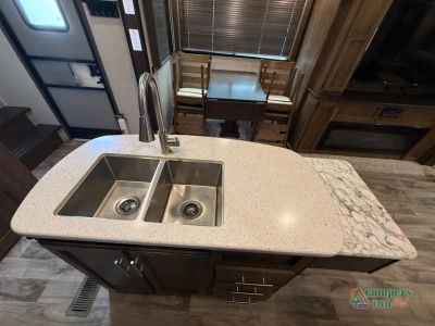 2018 Keystone RV Cougar — photo 14 view