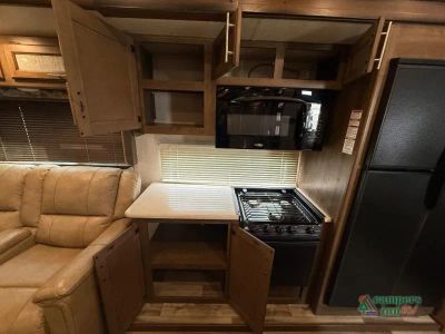 2018 Keystone RV Cougar — photo 21 view