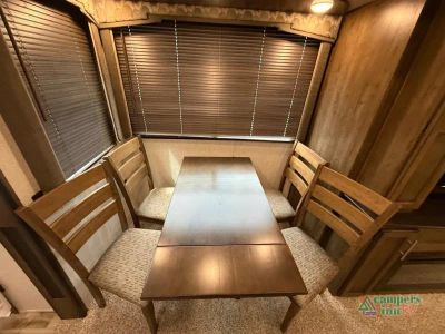 2018 Keystone RV Cougar — photo 11 view