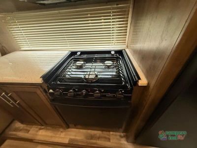 2018 Keystone RV Cougar — photo 19 view