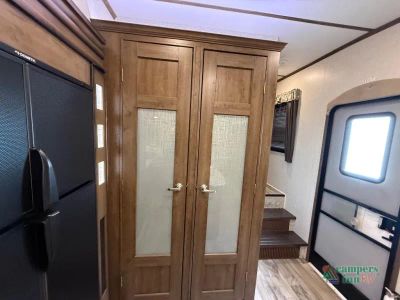 2018 Keystone RV Cougar — photo 22 view