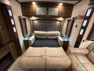 2018 Keystone RV Cougar — photo 29 view
