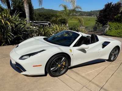 2017 Ferrari 488 - Photo 3