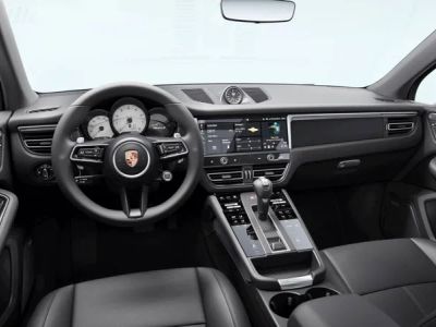 2026 Porsche Macan - Photo 9