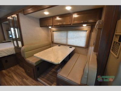 2021 Thor Motor Coach Freedom Elite — photo 32 view