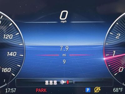2026 Mercedes-Benz GLA - Photo 2