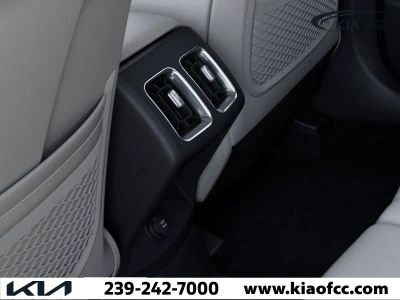 2026 Kia Sorento — photo 26 view