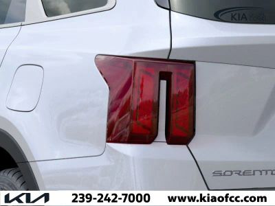 2026 Kia Sorento — photo 11 view