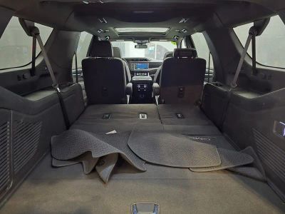 2024 GMC Yukon XL — photo 48 view