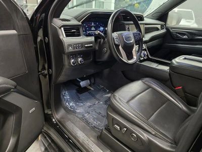 2024 GMC Yukon XL — photo 17 view