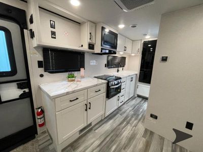 2026 Jayco Jay Flight SLX - Photo 4