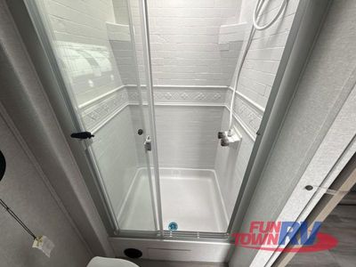 2024 Coachmen RV Northern Spirit Ultra Lite - Photo 36