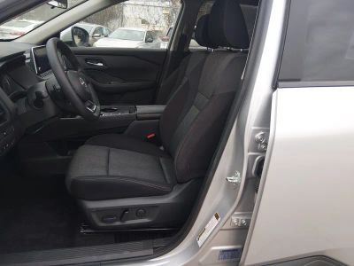 2024 Nissan Rogue - Photo 20