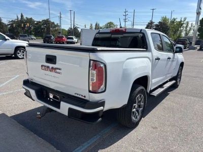 2021 GMC Canyon — detail view