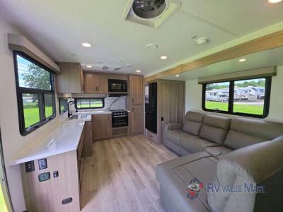 2027 Forest River RV Flagstaff Super Lite — photo 11 view