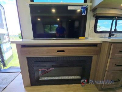 2027 Forest River RV Flagstaff Super Lite — photo 14 view