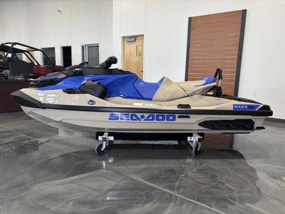 2025 Sea-Doo Wake Pro 230 - Photo 8