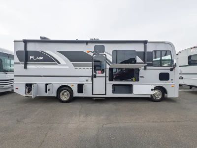 2026 Fleetwood FLAIR — photo 19 view