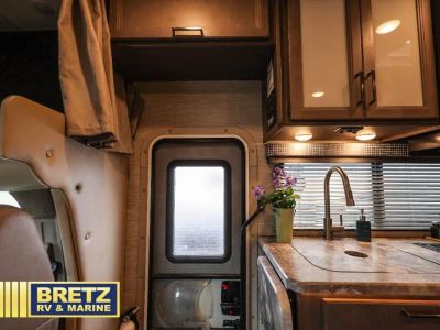2023 Thor Motor Coach Chateau - Photo 18
