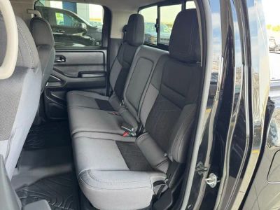 2025 Nissan Frontier - Photo 18