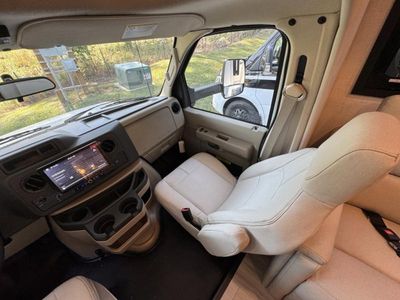 2026 Thor Motor Coach Quantum - Photo 10