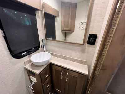 2024 Tiffin WAYFARER - Photo 24