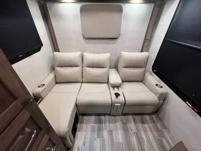 2024 Tiffin WAYFARER - Photo 25