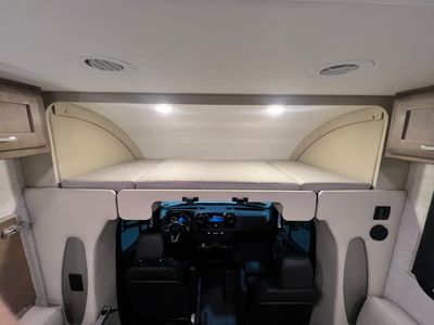 2024 Tiffin WAYFARER - Photo 4