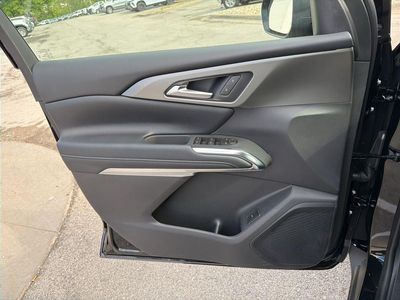 2026 Chevrolet Traverse - Photo 34